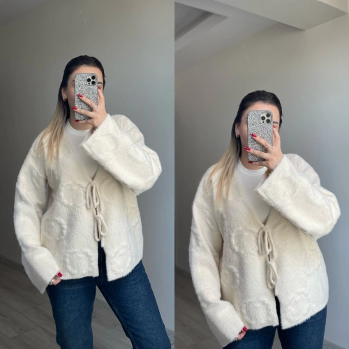 Yumoş Dokulu Pinterest Hırka Ekru