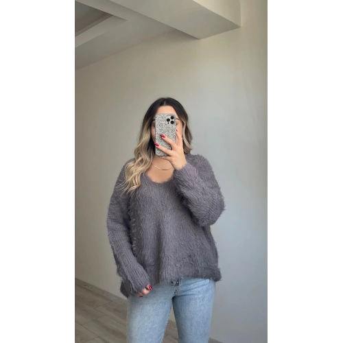 V Yaka Antrasit Sakallı Kazak