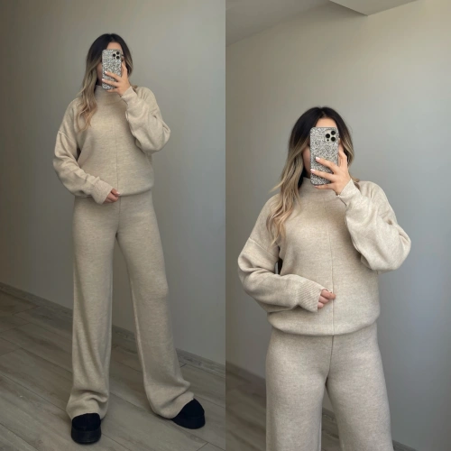 Taş Rengi Triko Takım