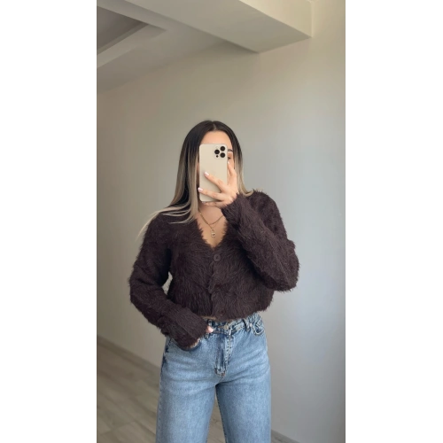 Sakallı Crop Kazak Acı Kahve