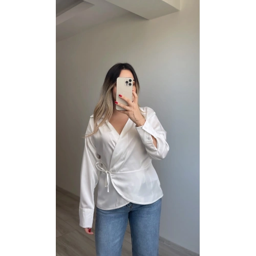 Saten Beyaz Bluz