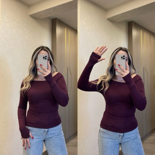 Oysh Parmak Geçmeli Kayık Yaka Bluz Mürdüm