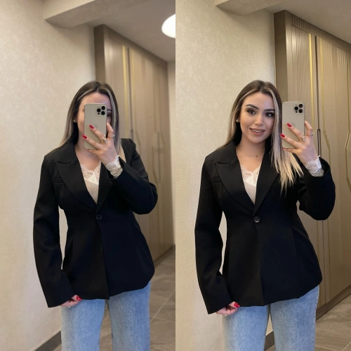 Siyah Pileli Blazer Ceket
