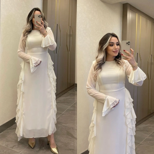 Beyaz Volanlı Şifon Elbise