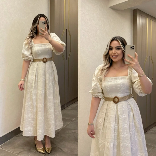 Bej Kemerli Brode Elbise