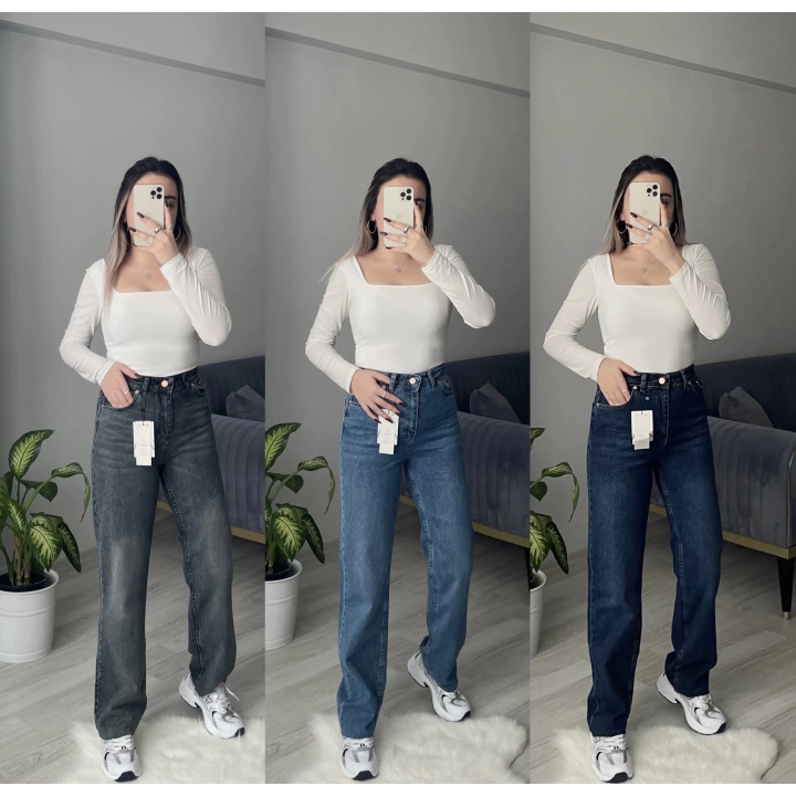 ZR Straight Leg Jeans