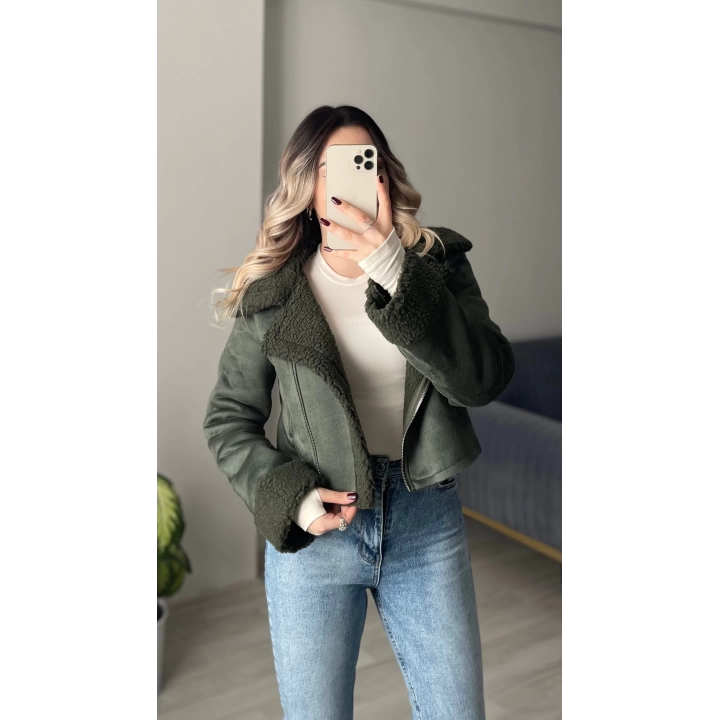 İçi Peluş Süet Montlar