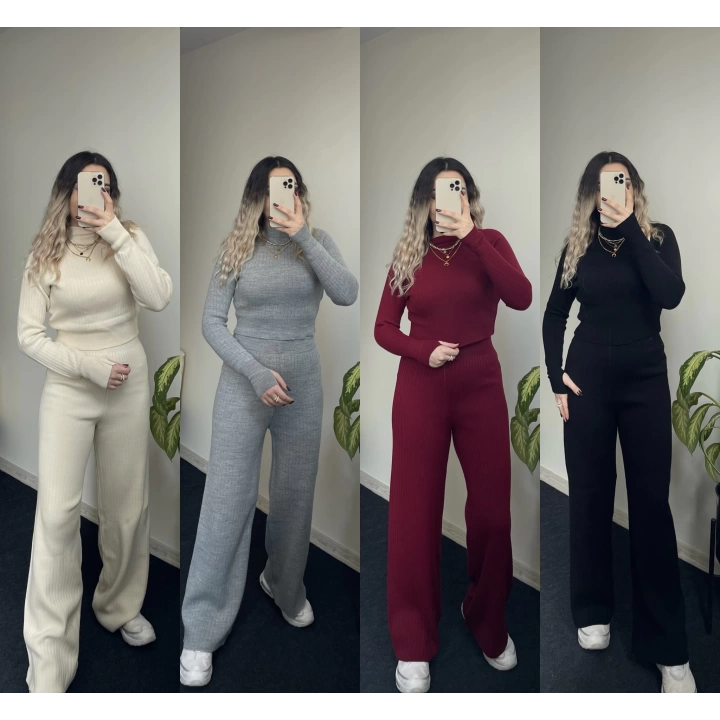 Parmak Geçirmeli Triko Takım