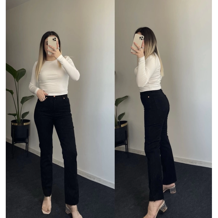 ZR Siyah Likralı Mom Fit Jean