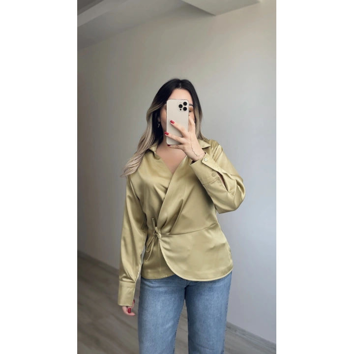 Saten Yeşil Bluz