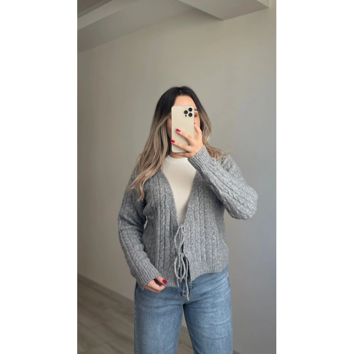 Örgü Yumoş Hırka Gri