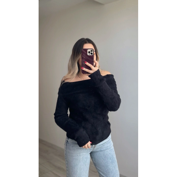 Madonna Yaka Sakallı Kazak Siyah