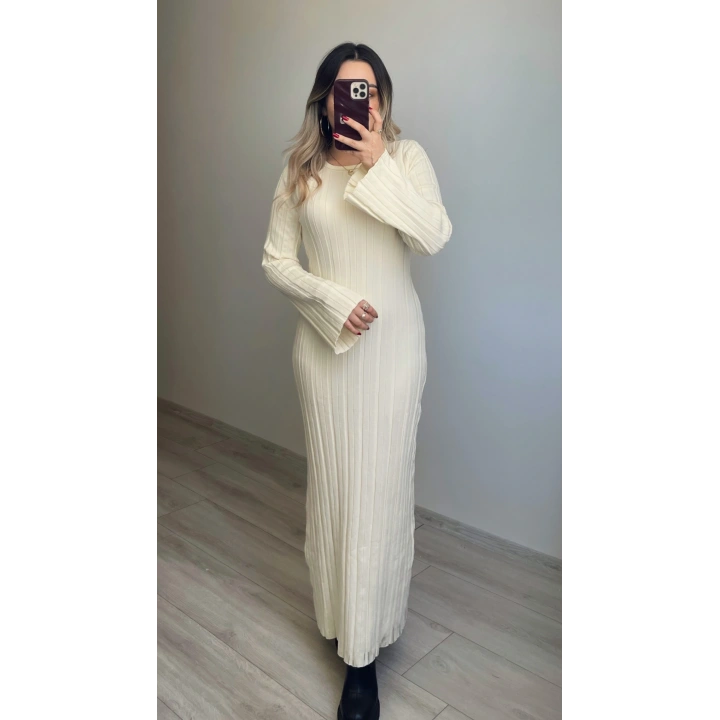 Arkadan Bağlamalı Ekru Triko Elbise