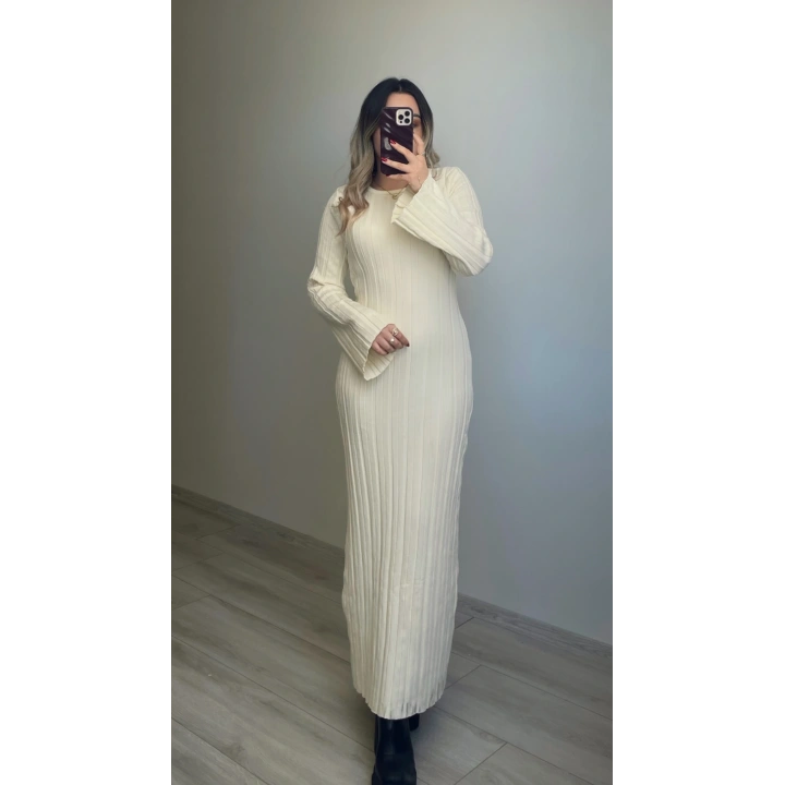 Arkadan Bağlamalı Ekru Triko Elbise