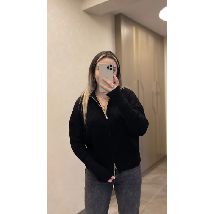 Siyah Çift Fermuarlı Hırka