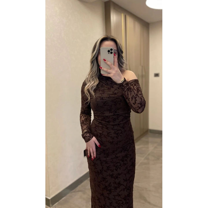 Acı Kahve Dantel Detaylı Transparan Elbise