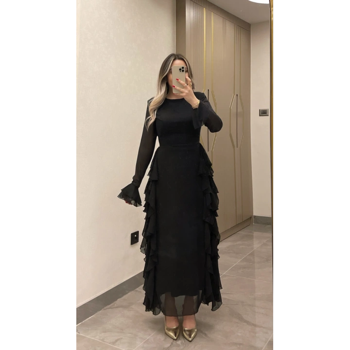 Siyah Volanlı Şifon Elbise