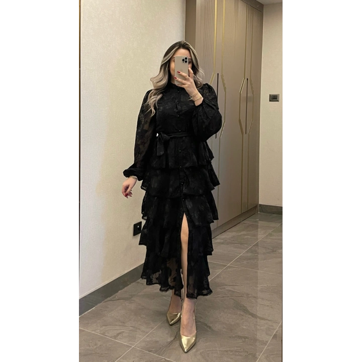 Siyah Katkatlı Nakışlı Elbise