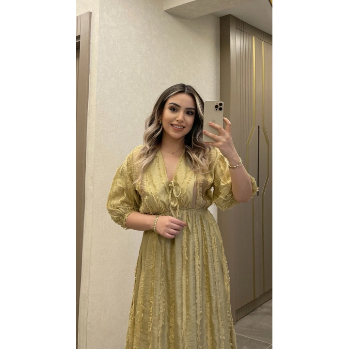 Yeşil Püsküllü Elbise