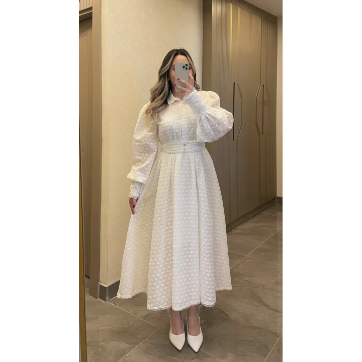 Dantel Motifli Brode Elbise