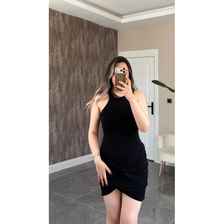 Halter Yaka Düğümlü Siyah Elbise
