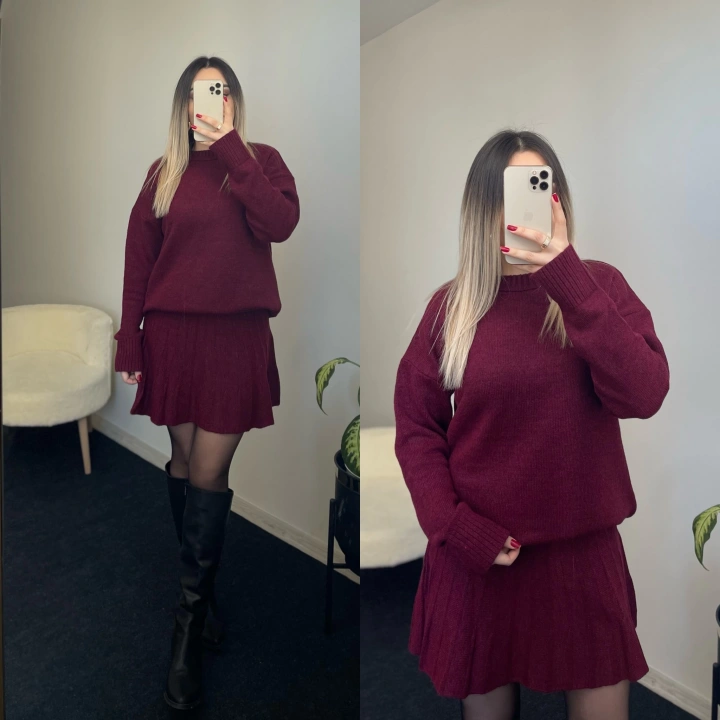 Bisiklet Yaka Etekli Triko Takımlar
