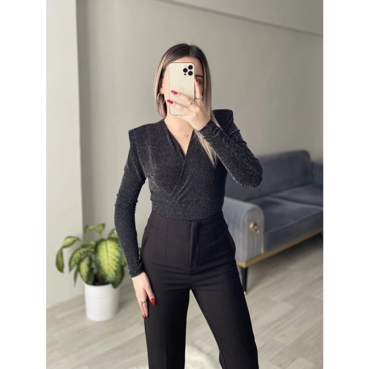 Vatkalı Simli Bluz