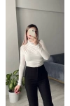 Beyaz Büzgülü Bluz