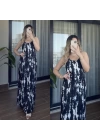Sırt Dekolteli Batik Desenli Siyah Elbise