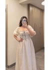 Dantel Detaylı Bej Brode Elbise