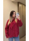 Fularlı Kırmızı Gömlek