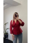 Arkadan Bağlamalı Beli İnce Gösteren Gömlekler
