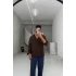 Kahverengi kendinden desenli keten gömlek