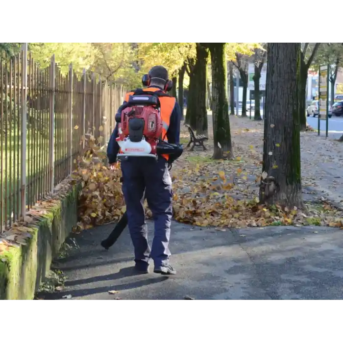 Cifarelli BL 1200 Benzinli Üfleme Toplama Makinesi