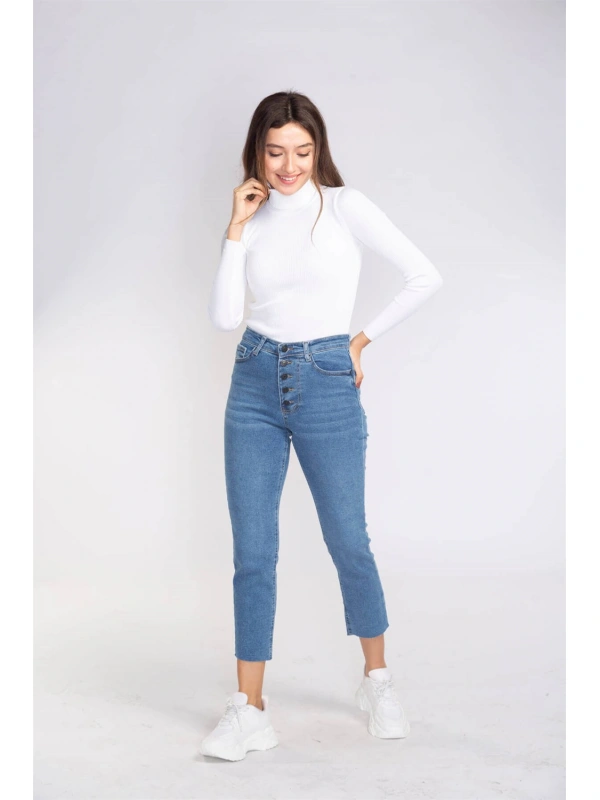 Düğme Detaylı Kesik Paça Slim Fit Jean-MAVİ