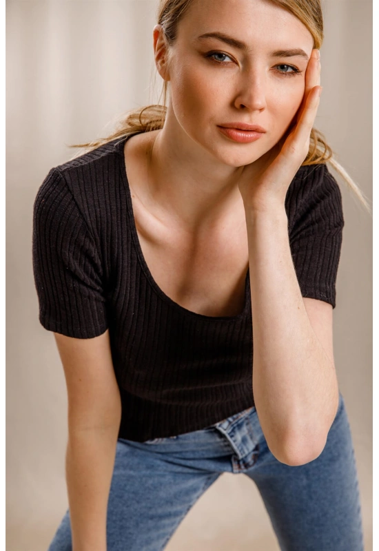 Geniş Yaka Triko Bluz - SİYAH