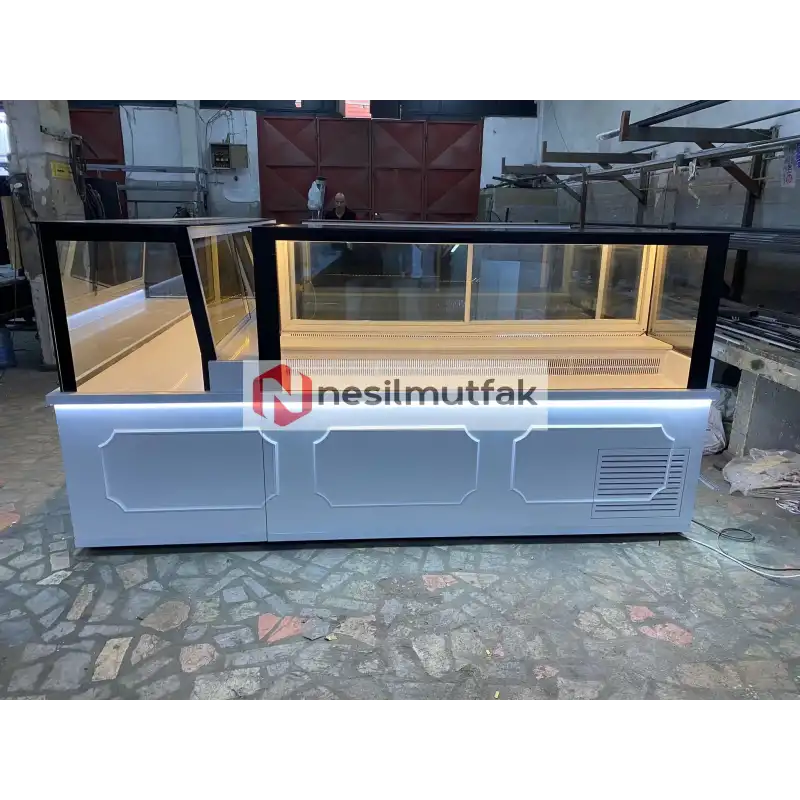 Baklava ve Lokum Tezgahı Beyaz Model