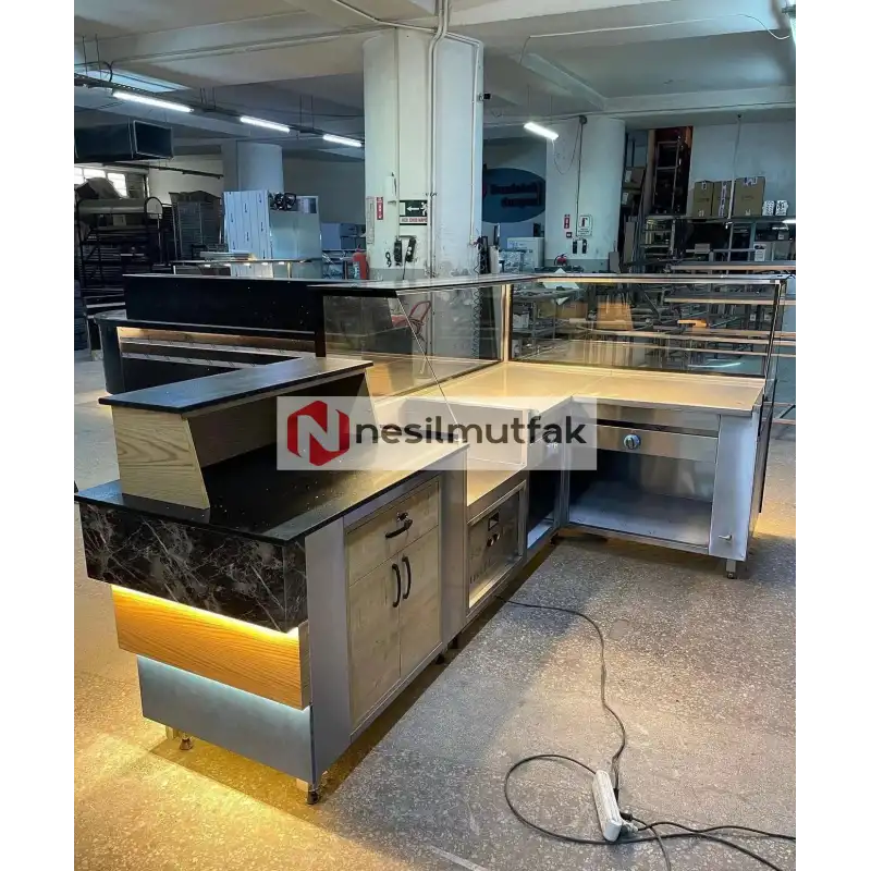 Börek Baklava Tezgahı Ahşap Dekorlu