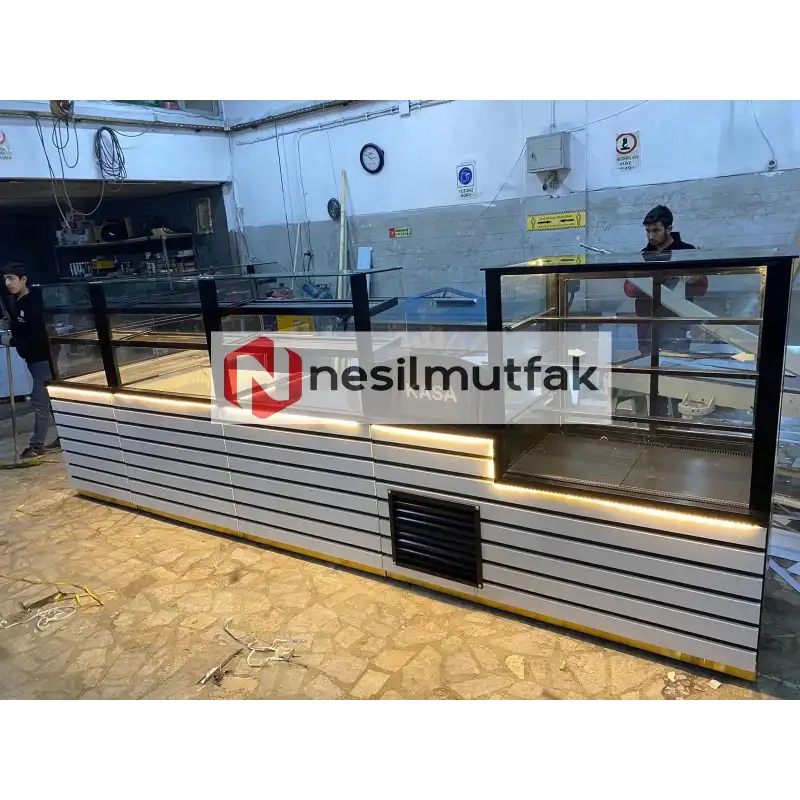 Böreklik Baklava Tezgahı ve Pasta Dolabı Beyaz Set Model