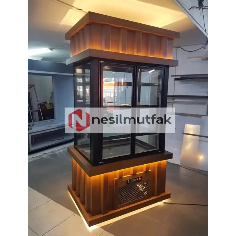 Dik Model Ahşap Dekorlu Pasta Dolabı
