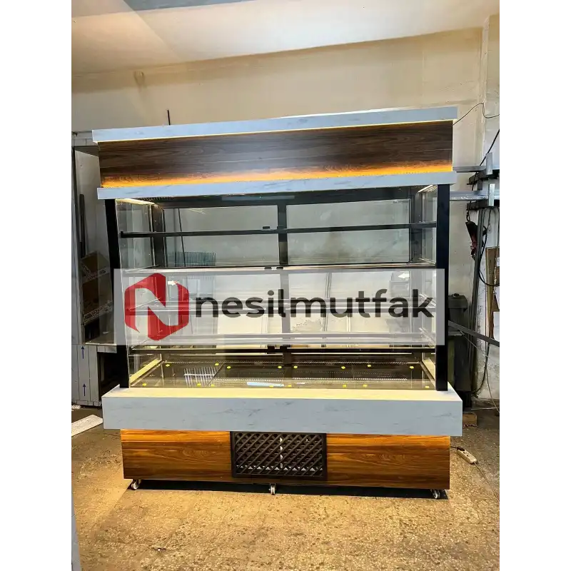 Dik Pasta Tatlı Teşhir Dolabı