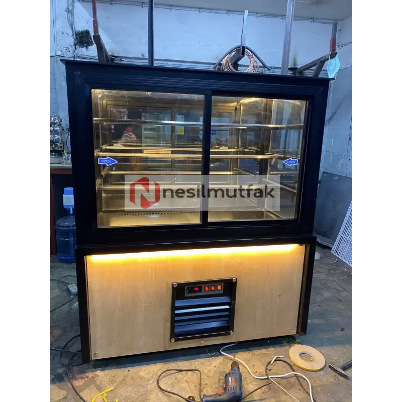 Pasta Dolabı Ahşap Dekorlu