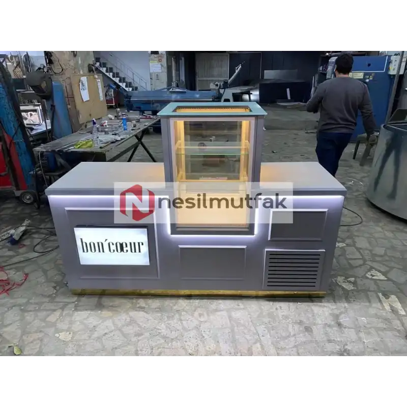 Pasta Dolabı Beyaz Ahşap Model