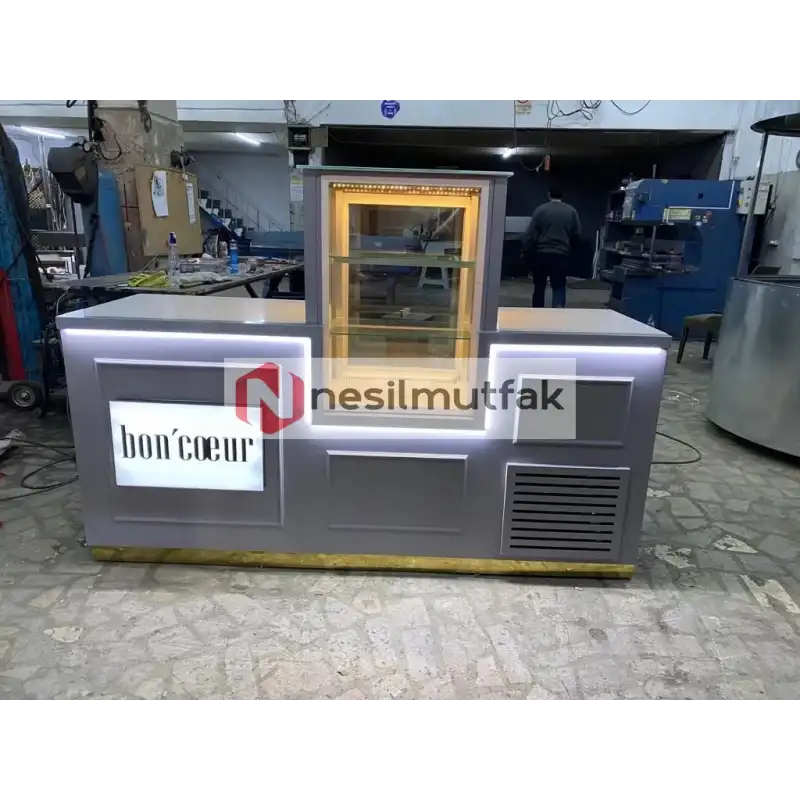 Pasta Dolabı Beyaz Ahşap Model