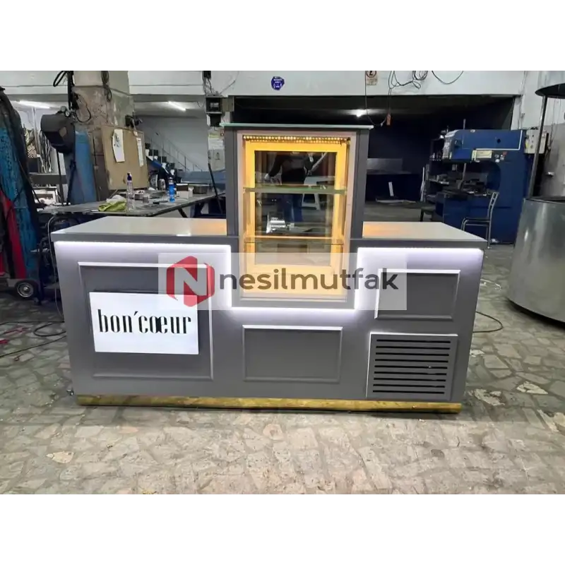 Pasta Dolabı Beyaz Ahşap Model