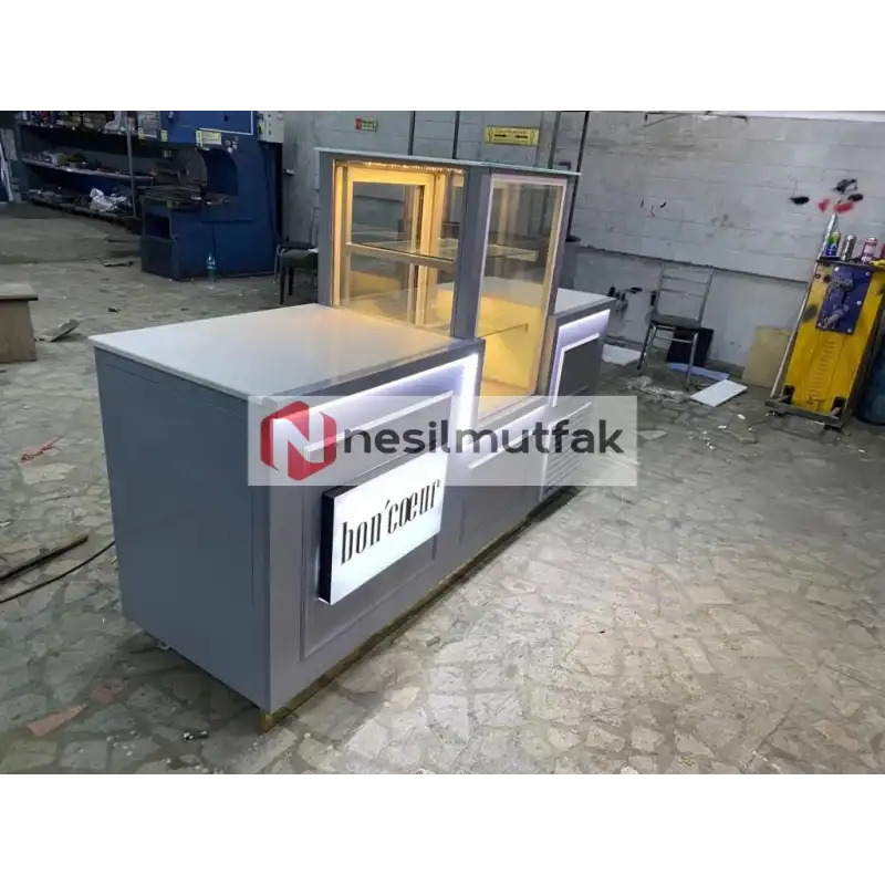 Pasta Dolabı Beyaz Ahşap Model