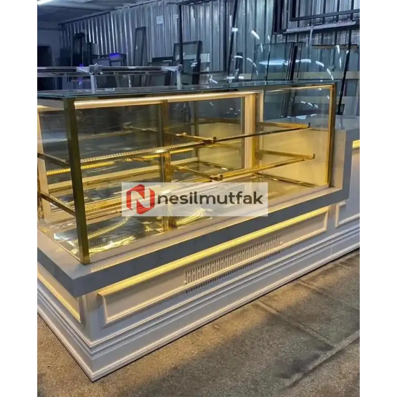 Pasta Dolabı Beyaz Dekor ve Çalışma Tezgahlı