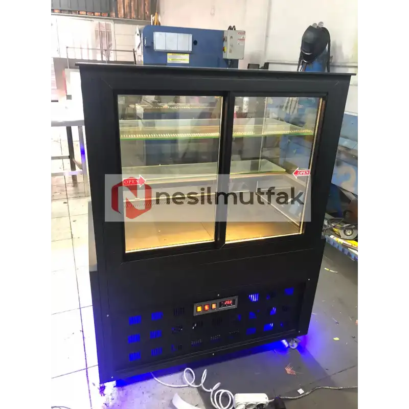 Pasta Dolabı Ön Taş Dekorlu