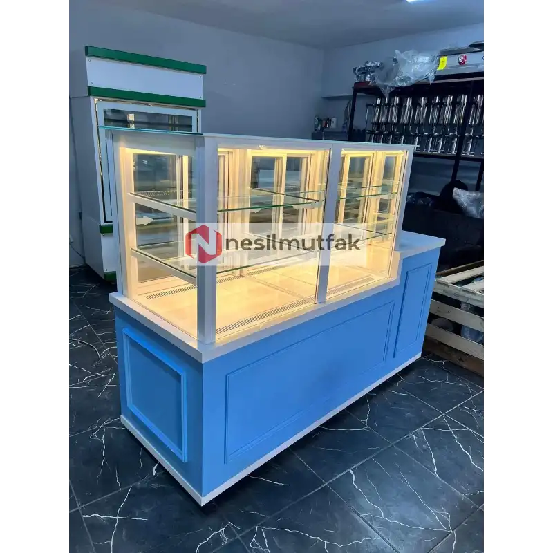 Pasta Tatlı Dolabı Ön Mavi Dekor