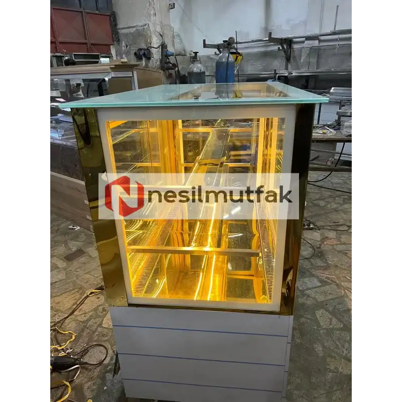 Pasta Tatlı Teşhir Dolabı Gold Model